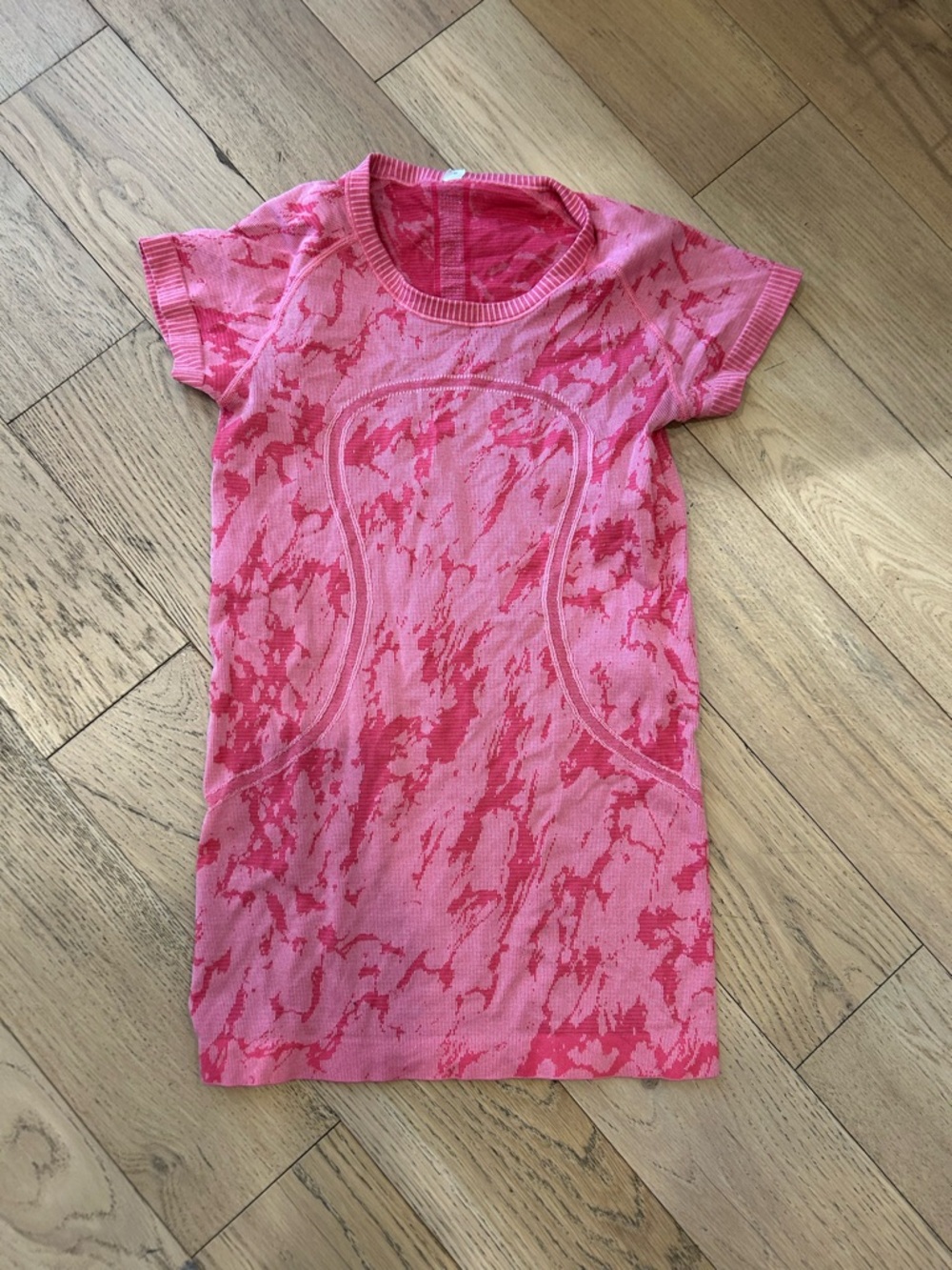 Lululemon top